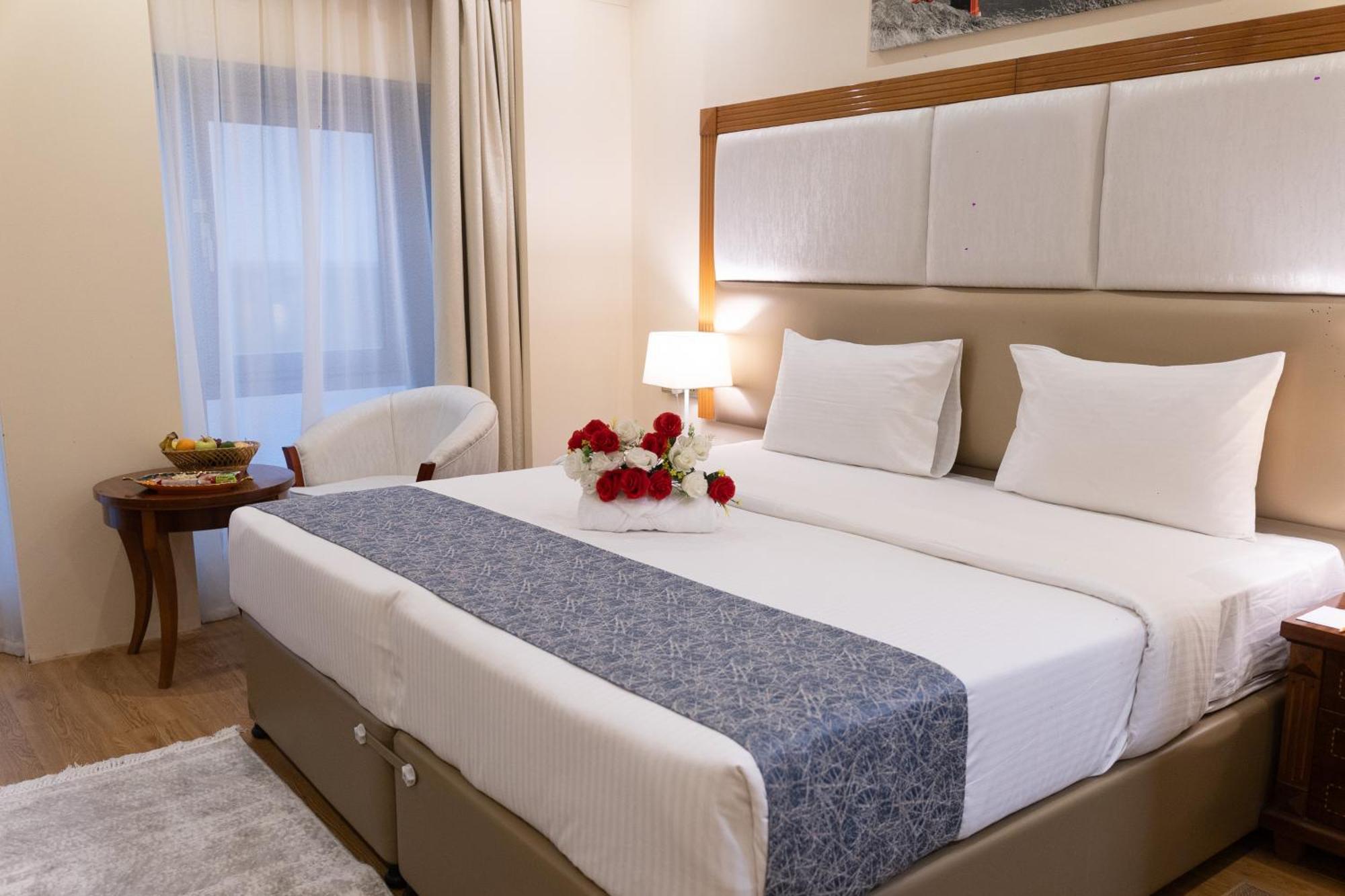 Vendome Plaza Hotel Dubai Luaran gambar